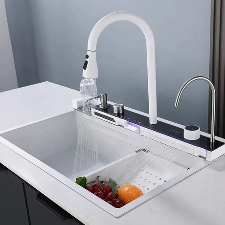 China Wholesale SUS 304 Stainless Steel Kitchen Sink with Faucet Handmade Kitchen Sink